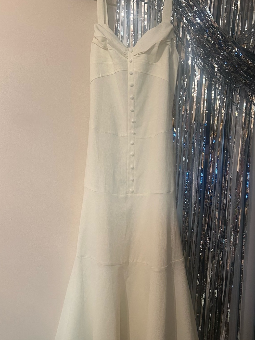 Elegant White Strapless Button-Front Mermaid Dress